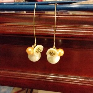 Women's Champagne and Pearl White Gold Tone Fashion Earrings NIP